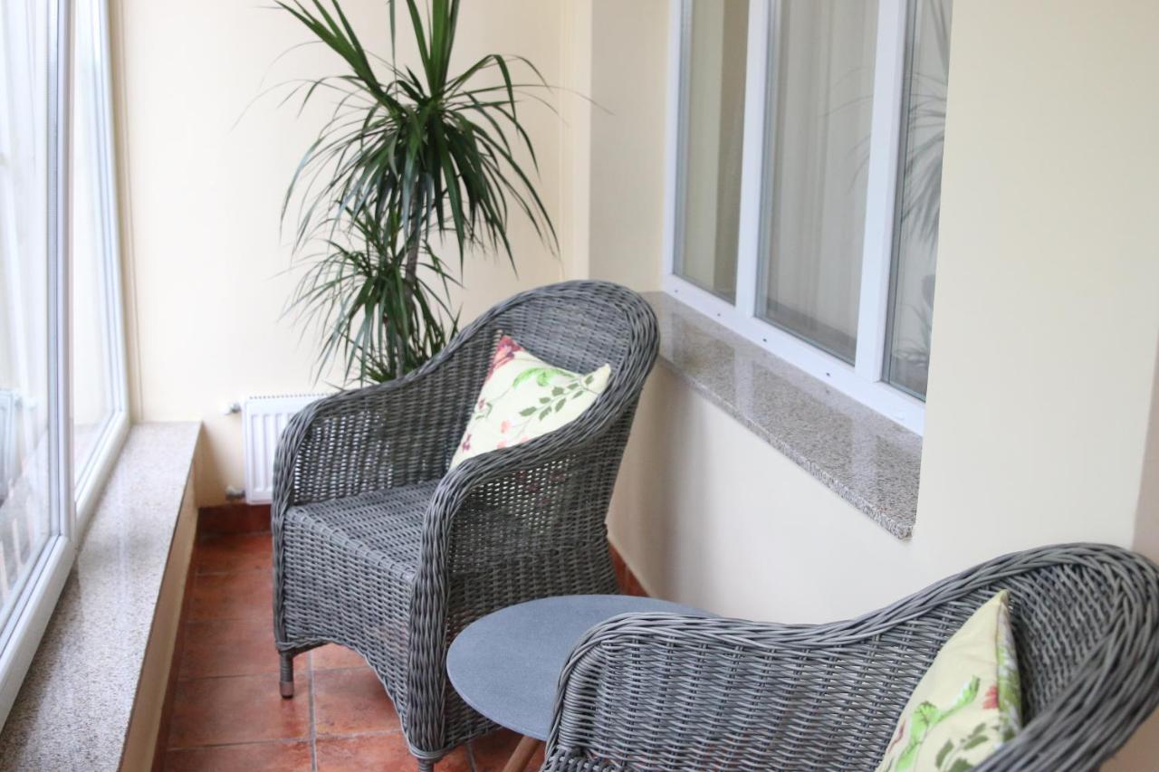Orient Apartmanhaz Eger Exteriör bild